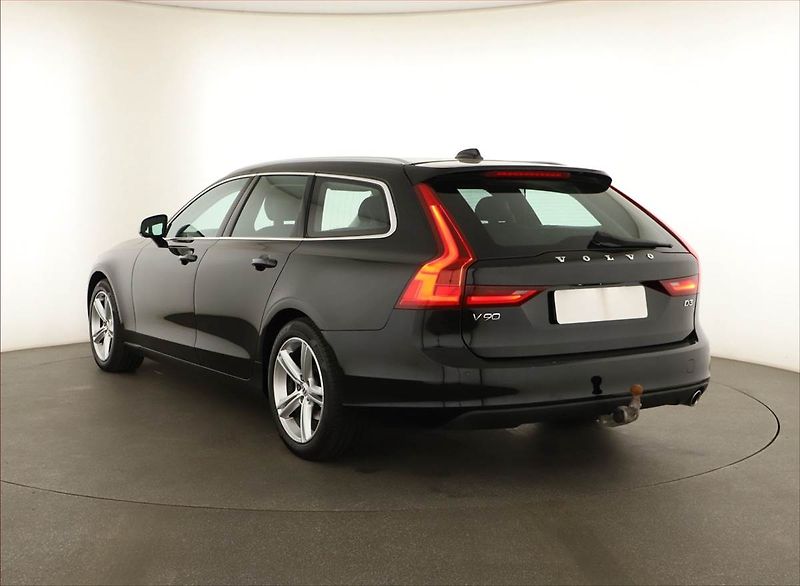 Volvo V90 (2018) D3, Automat, Serv.kniha, Kůže - fotka 4 z 20