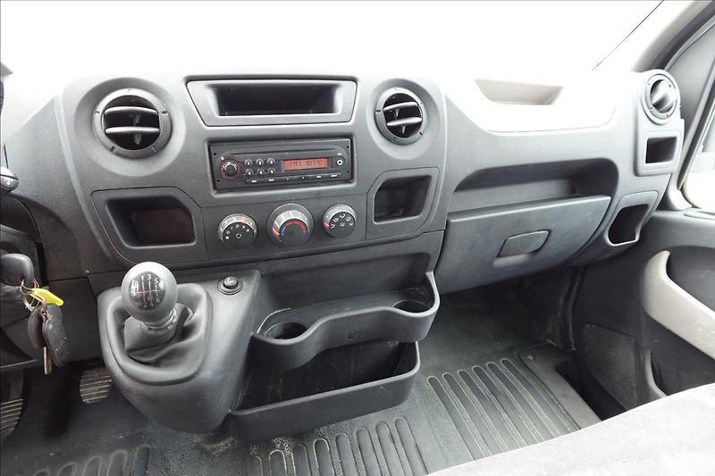 Opel Movano 2,3 CDTI  DVOUKABINA 7MÍST VAL - fotka 24 z 26