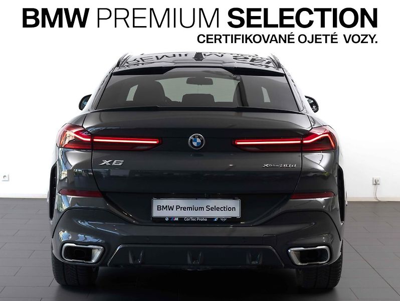 BMW X6 xDrive30d - fotka 4 z 24