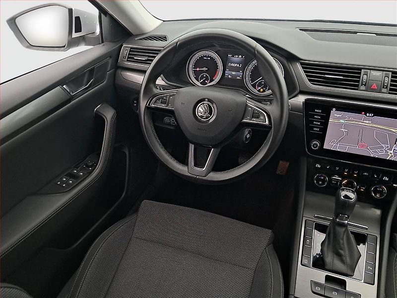 Škoda Superb (2019) 2.0 TDI, Automat, Serv.kniha - fotka 7 z 21