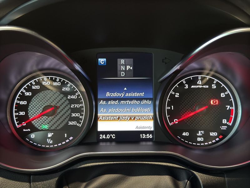 Mercedes-Benz Třídy C (2018) Mercedes-AMG C 63 kupé - fotka 14 z 22