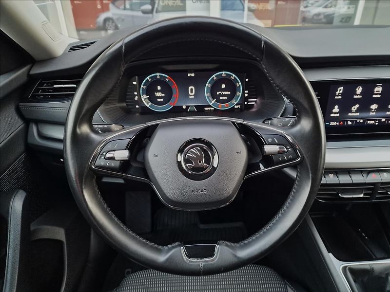 Škoda Octavia 2.0TDI Ambition,ČR,1.Majitel - fotka 21 z 50