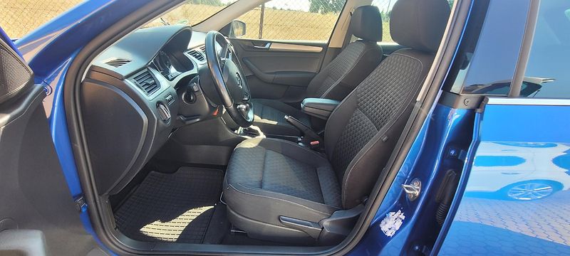 Škoda Rapid (2017) 1,4TSi 92kW DSG Xenony Drive - fotka 11 z 21