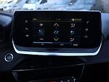 Peugeot 208 (2022) Allure 50 kWh, SoH 100% - náhled 16