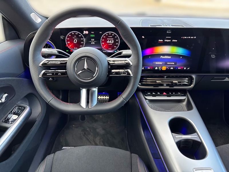 Mercedes-Benz CLA 250+ AMG Superscreen Pano Burm - fotka 9 z 22