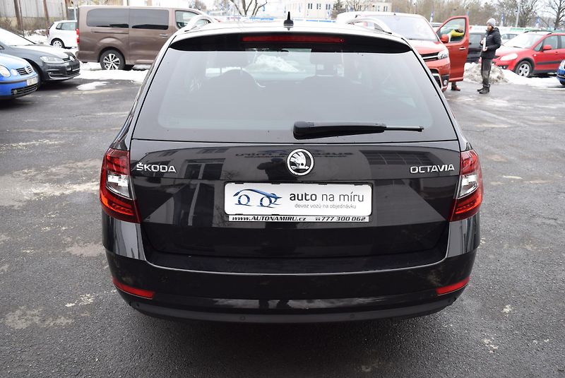 Škoda Octavia (2020) 2.0TDI 110kwSOLEIL VIRTUAL KAM - fotka 9 z 48