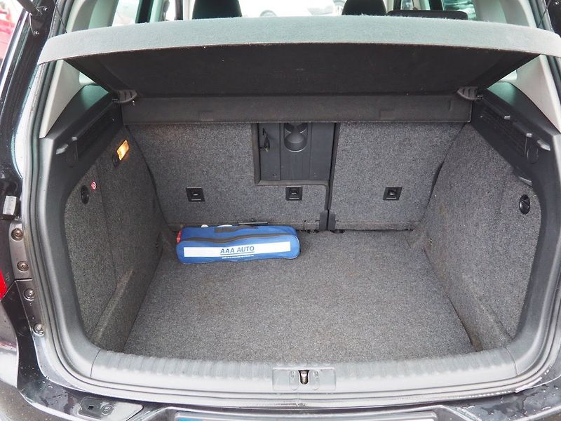 Volkswagen Tiguan (2008) 2.0 TDI, 125kW, 4Motion - fotka 13 z 31