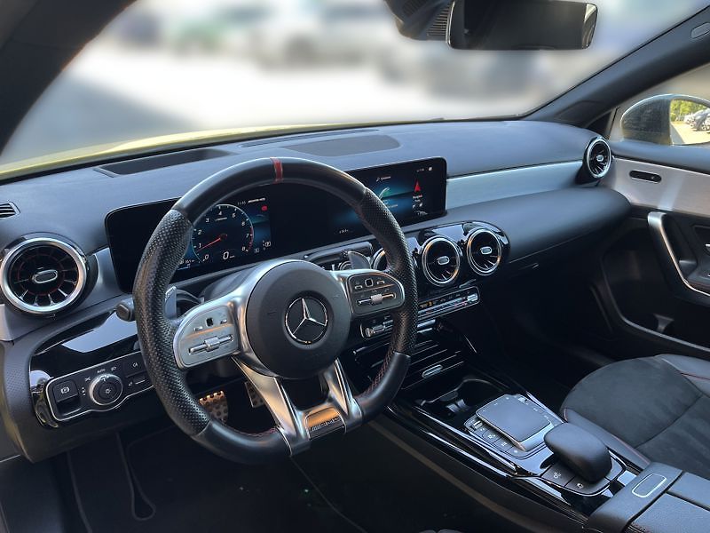 Mercedes-Benz Třídy A A-Třída Mercedes-AMG 35 4MATIC - fotka 10 z 18