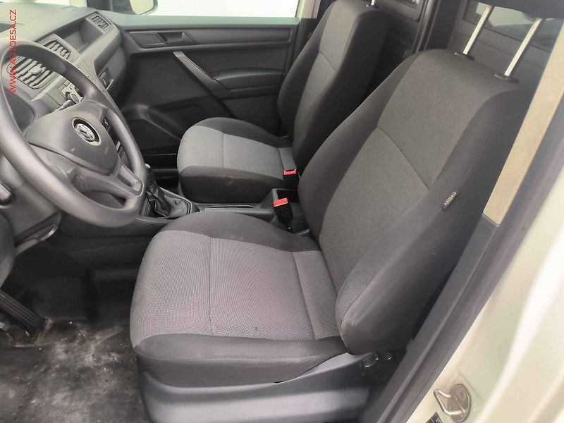 Volkswagen Caddy (2020) 2.0TDi, AC - fotka 17 z 19