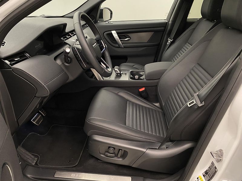 Land Rover Discovery Sport D200 DYNAMIC SE REZERVACE - fotka 3 z 53