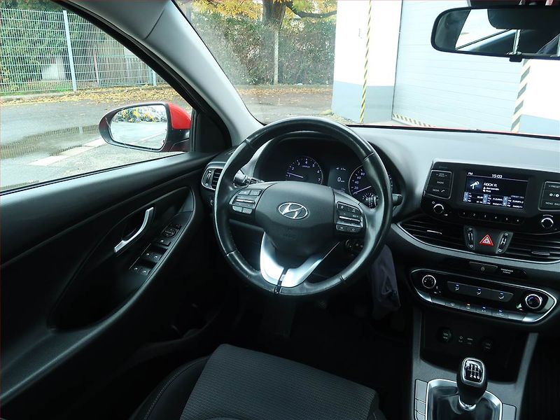 Hyundai i30 (2018) 1.0 T-GDI, Serv.kniha - fotka 7 z 17