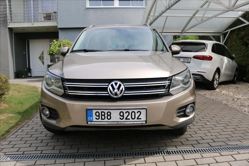 Volkswagen Tiguan 2,0 4x4, ČR, TAŽNÉ - fotka 2 z 25