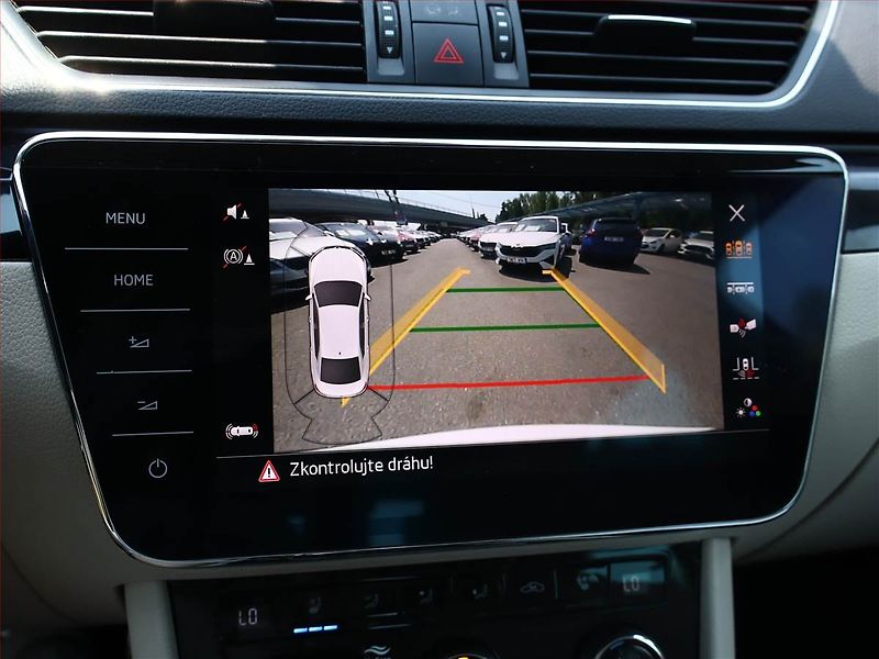 Škoda Superb (2019) Laurin&Klement 2.0 TDI 4x4 - fotka 23 z 23