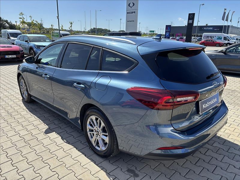 Ford Focus 1,0 EcoBoost 114kW Titanium - fotka 3 z 42