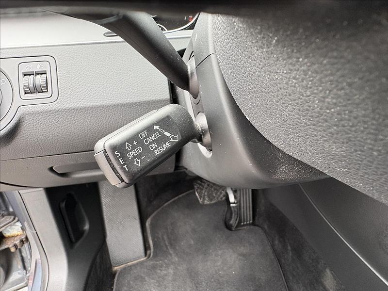 Volkswagen Passat 1,4 TSi 90kW DSG,Výhřev,Tažné - fotka 8 z 28