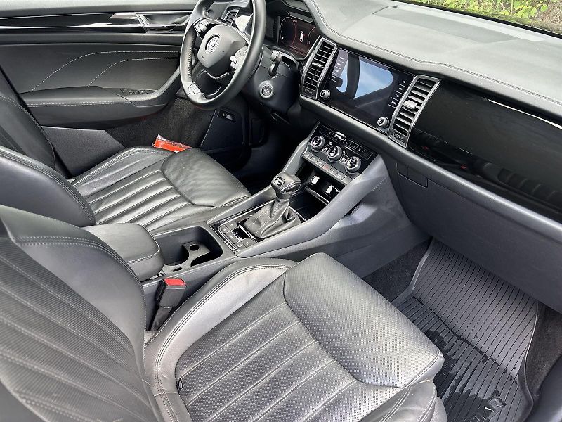 Škoda Kodiaq (2023) 2.0 TDI 4x4 DSG L&K - fotka 9 z 31
