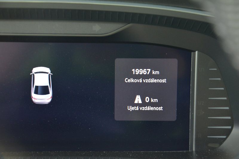 Škoda Octavia (2025) 1.5 TSI 110 KW MILD-HYBRID 7-s - fotka 7 z 29