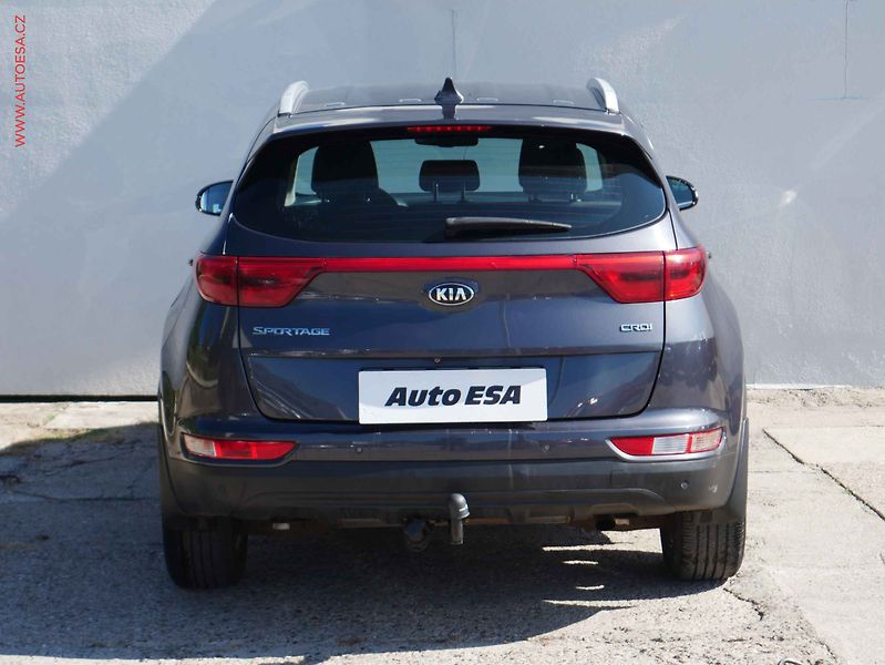 Kia Sportage (2016) 1.7 CRDi, ČR, Navi, AC - fotka 5 z 16