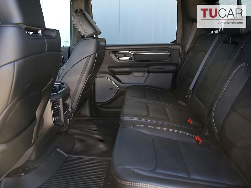 Dodge RAM (2026) 1500 Rebel 5.7 V8 2026 - fotka 33 z 39