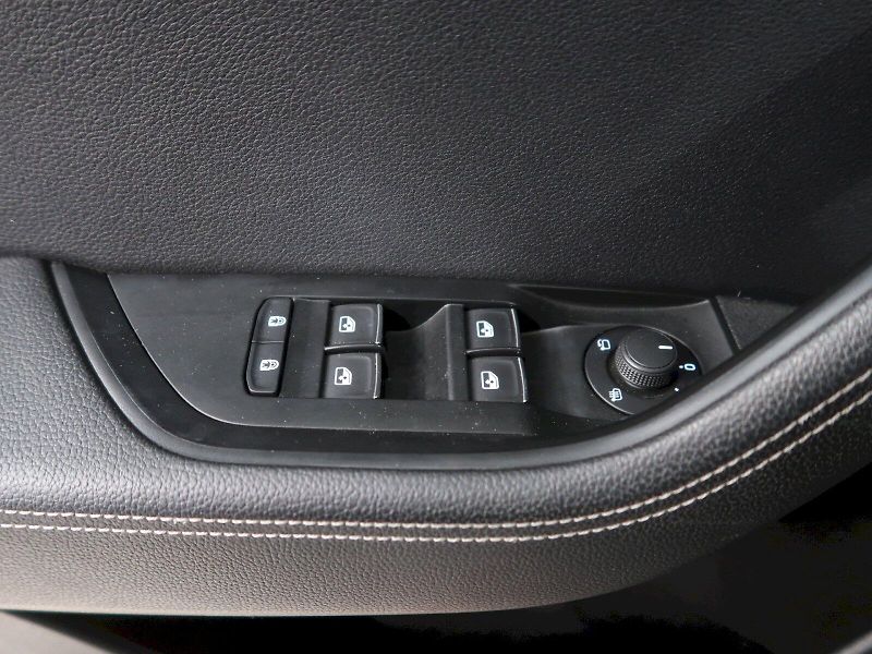Škoda Superb (2019) STYLE 2.0TDI 140KW DSG 4x4 MAT - fotka 32 z 34
