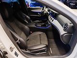 Mercedes-Benz Třídy E 300de 4MATIC AMG Line, DPH - náhled 29