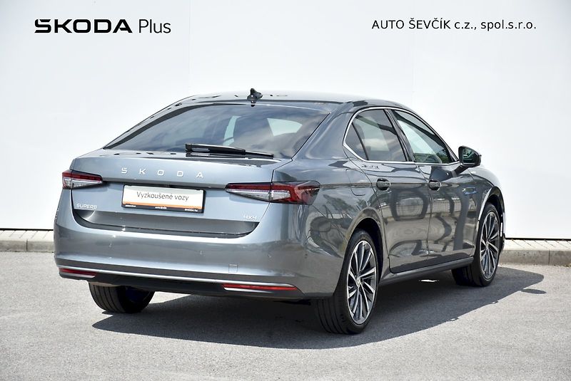 Škoda Superb (2024) L&K 2.0 TDI 142kW 4x4 DSG - fotka 2 z 34