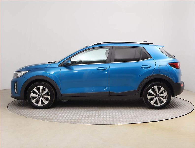Kia Stonic (2023) 1.2 DPI, ČR,1.maj, Serv.kniha - fotka 3 z 19