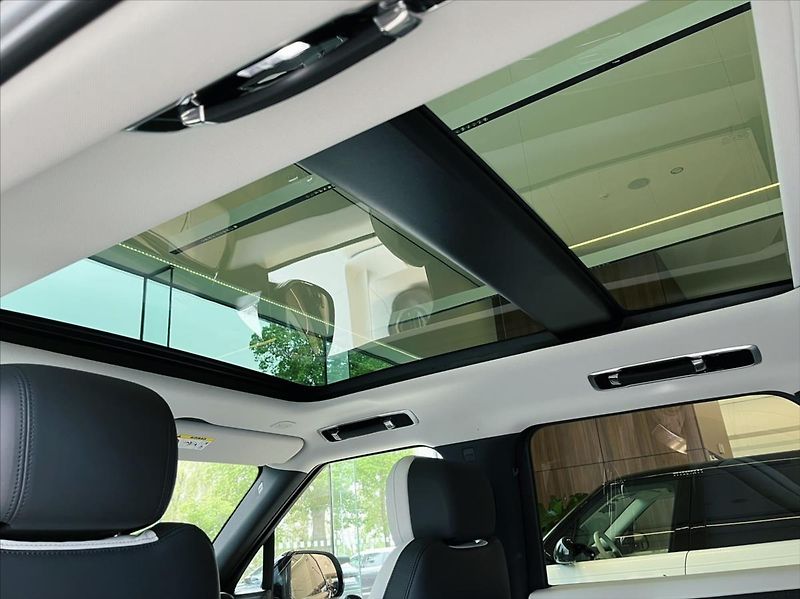 Land Rover Range Rover Sport 3,0 Dynamic HSE D300 AWD - fotka 11 z 11