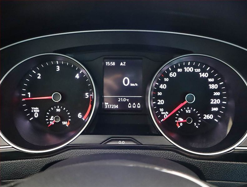 Volkswagen Passat (2015) 2.0 TDI, Navi, Tempomat - fotka 11 z 22