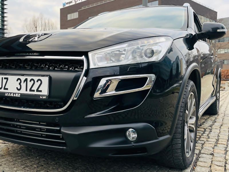 Peugeot 4008 1.8HDI 4x4 VÝHŘEV KAMERA TAŽNÉ - fotka 50 z 52