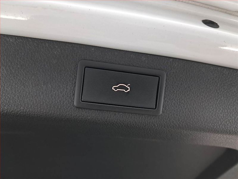 Škoda Superb (2021) Style 2.0 TDI, ČR,1.maj, Kůže - fotka 20 z 20