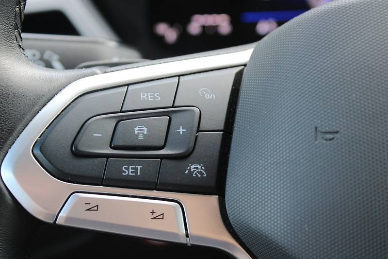 Volkswagen Touran (2022) 2.0 TDI 110kW DSG LED tažné - fotka 14 z 35