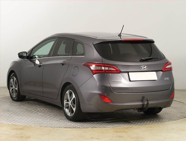 Hyundai i30 (2016) 1.6 GDI, ČR,1.maj, Serv.kniha - fotka 4 z 16