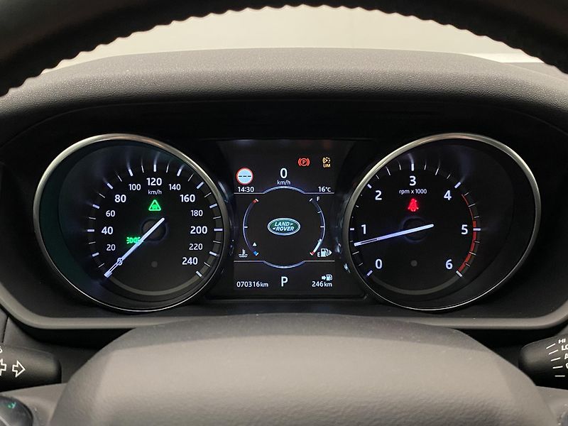 Land Rover Discovery TD6 HSE AWD AUT CZ  - fotka 25 z 44