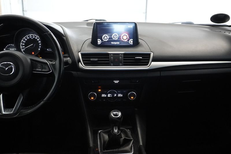 Mazda 3 2,0I SKYACTIV-G - fotka 20 z 25