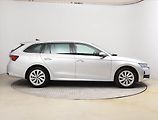 Škoda Octavia (2025) Top Selection 1.5 eTSI mHEV - náhled 6