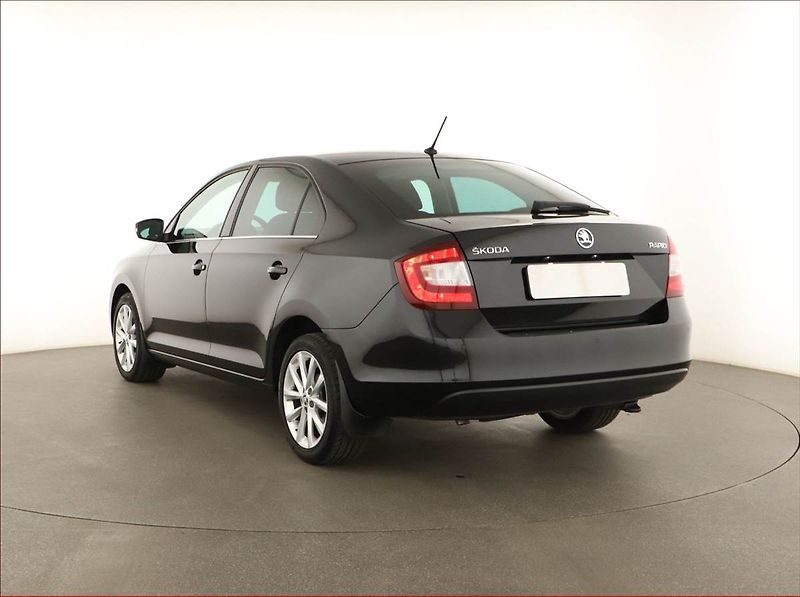 Škoda Rapid (2019) 1.0 TSI, Bi-Xenony, Tempomat - fotka 4 z 14
