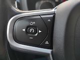 Volvo XC60 2,0 D3 Drive-E, Momentum Pro - náhled 30