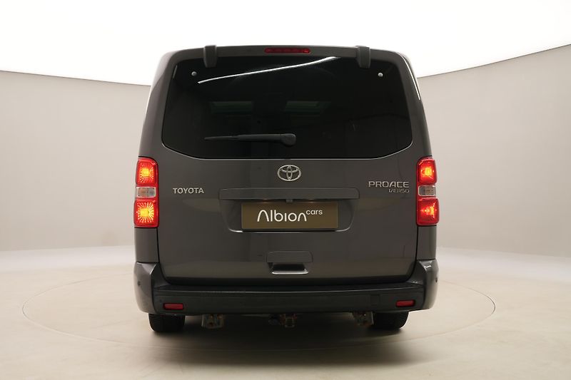 Toyota ProAce Verso 2.0 D-4D 130kW L2 AUT CZ - fotka 11 z 52