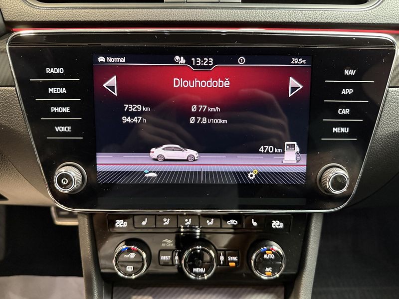 Škoda Superb 2.0 TSI 140kW SportLine DSG - fotka 7 z 15