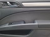 Škoda Superb (2010) 2.0TDI 103kW 6MN -TAŽ.ZAŘÍZENÍ - náhled 18