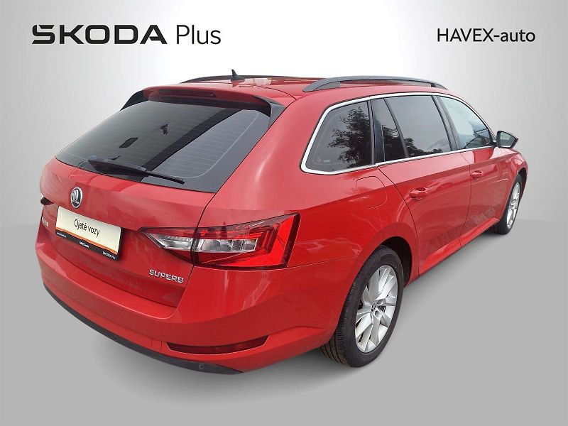 Škoda Superb (2016) Combi 2.0 TDI Ambition - fotka 2 z 31