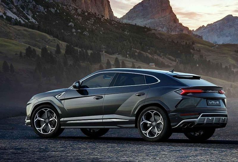 Lamborghini Urus.