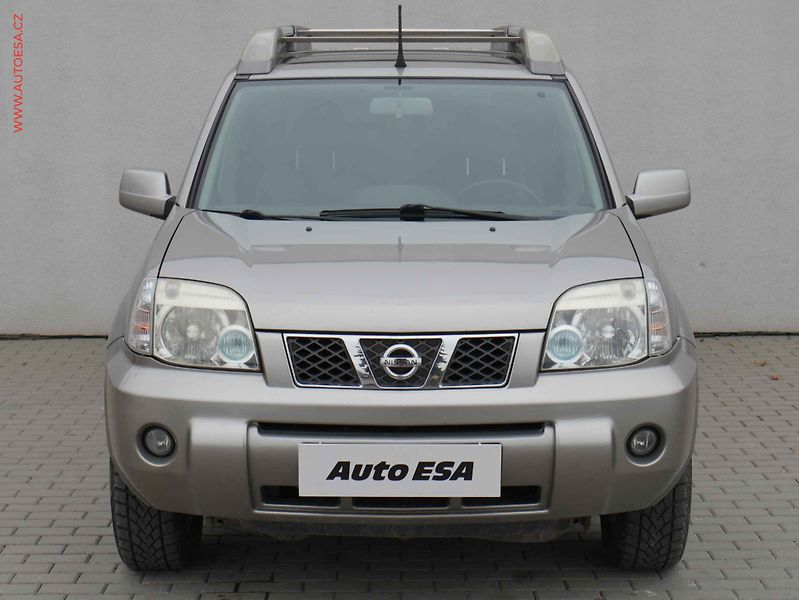 Nissan X-Trail (2004) 2.2 dCi, ČR - fotka 2 z 18