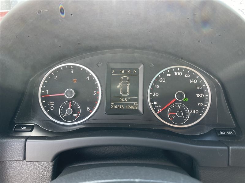 Volkswagen Tiguan 2,0 TDi 100kw 4x4 DSG Panorama - fotka 14 z 33