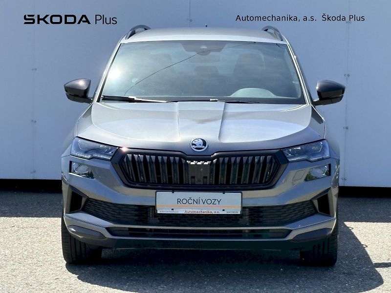 Škoda Karoq (2025) DSG 1.5 TSI / 110 kW / SPORTLI - fotka 4 z 33