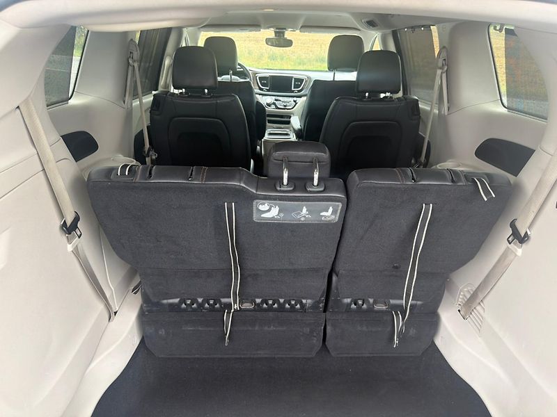 Chrysler Pacifica (2017) 3,6 Pentastar RU 8 míst 2017 - fotka 7 z 20