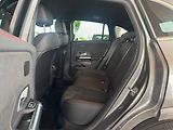 Mercedes-Benz GLA 200d 4MATIC Edition 140 Years - náhled 16
