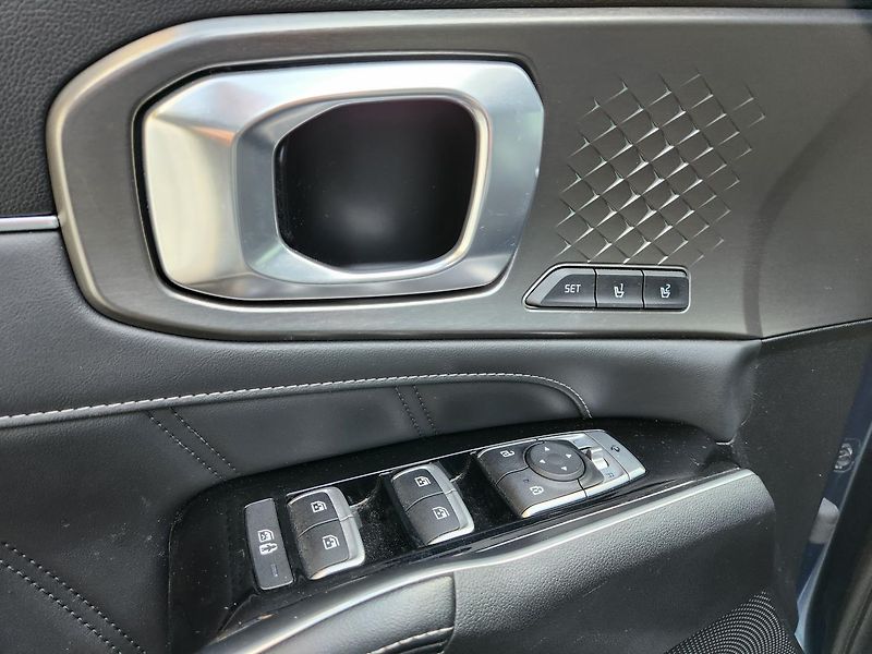 Kia Sorento (2021) LUXURY-7mist-ZÁRUKA-4*4 - fotka 26 z 45