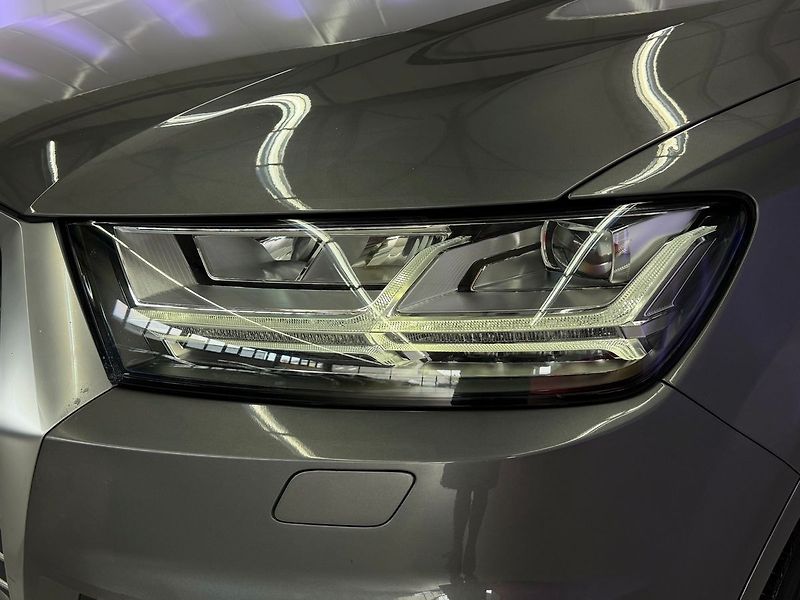 Audi Q7 3.0TDI 200KW QUATTRO S-LINE, V - fotka 7 z 28